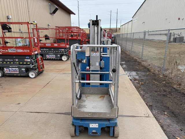 Image of Genie GR-20 equipment image 2