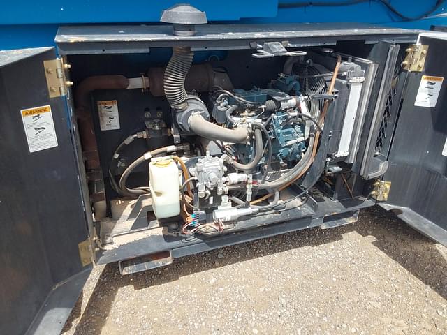 Image of Genie GS-2669RT equipment image 4
