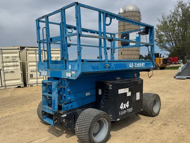 Image of Genie GS-3369RT equipment image 4
