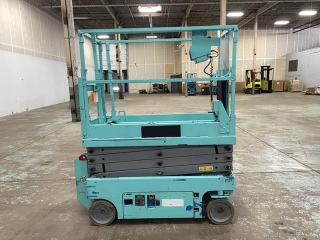 Image of Genie GS1930 equipment image 3