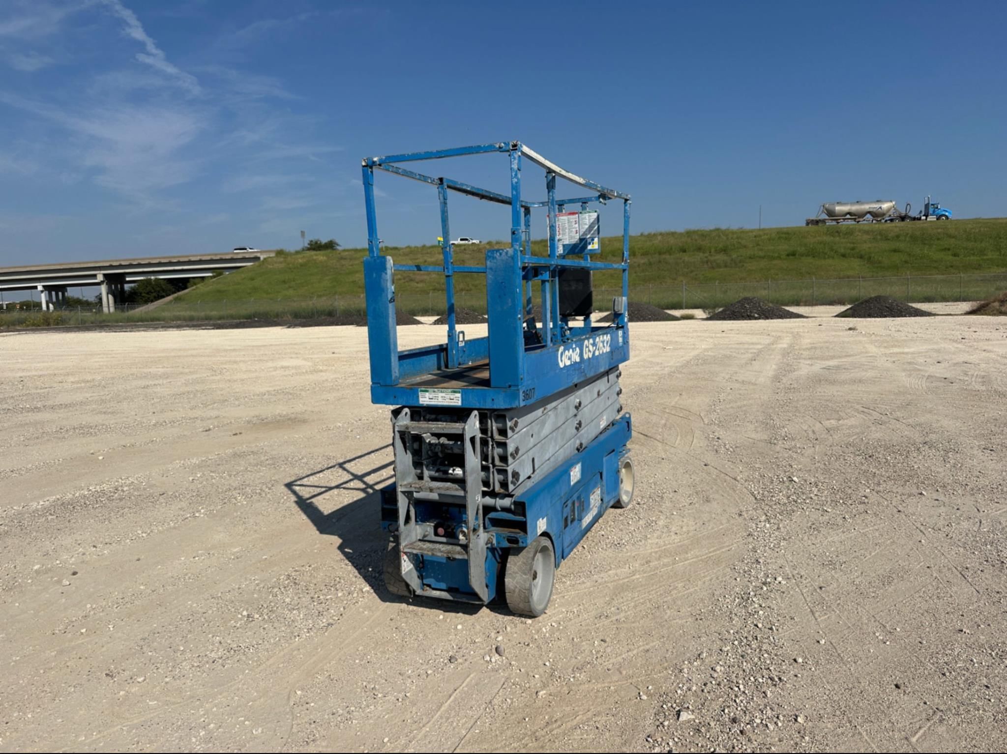 2014 Genie GS2632 Equipment Image0