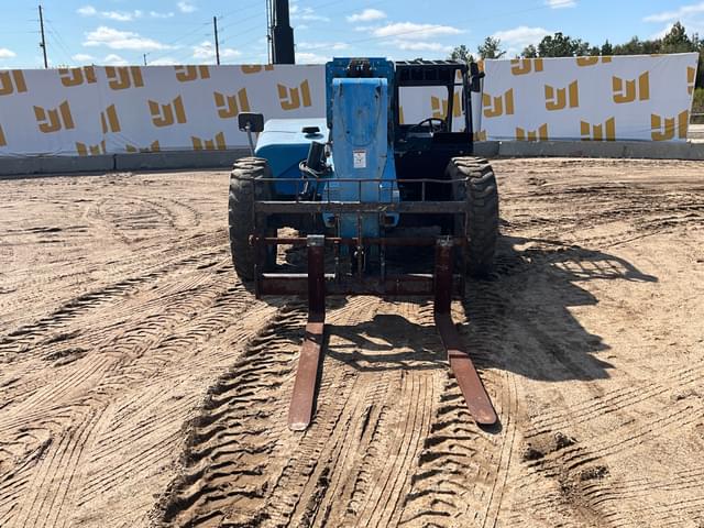 Image of Genie GTH-844 equipment image 1