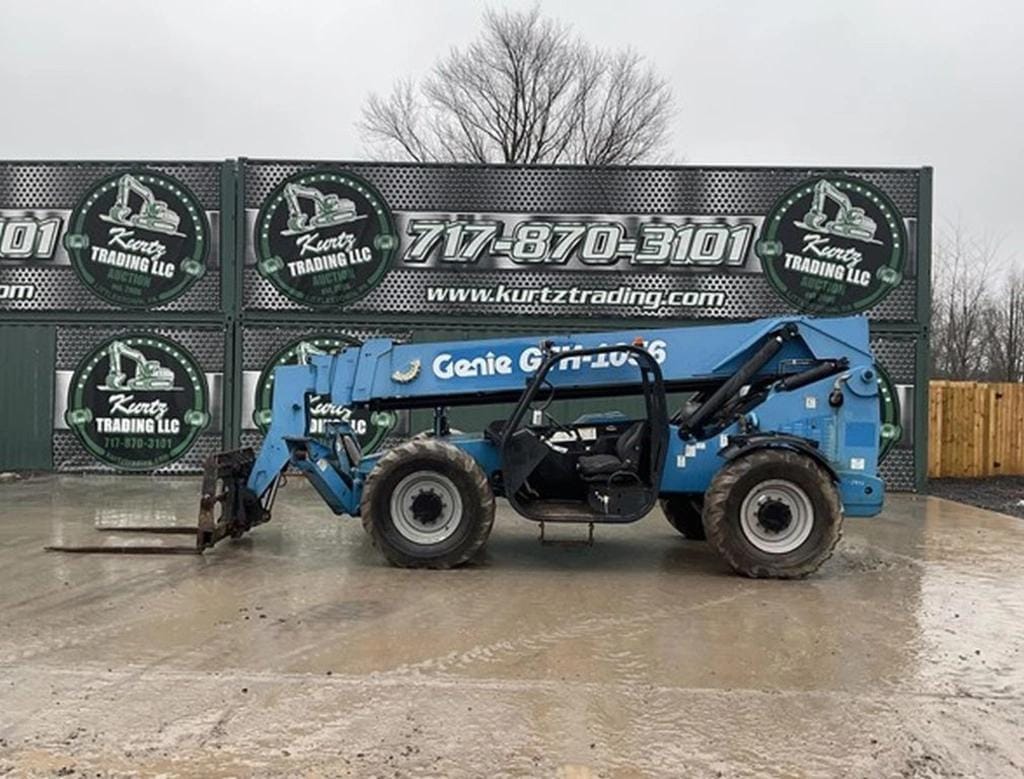 2014 Genie GTH1056 Equipment Image0