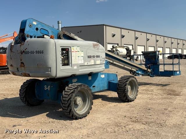 Image of Genie S-60X equipment image 4