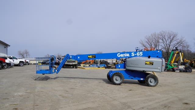 Image of Genie S-65 equipment image 1