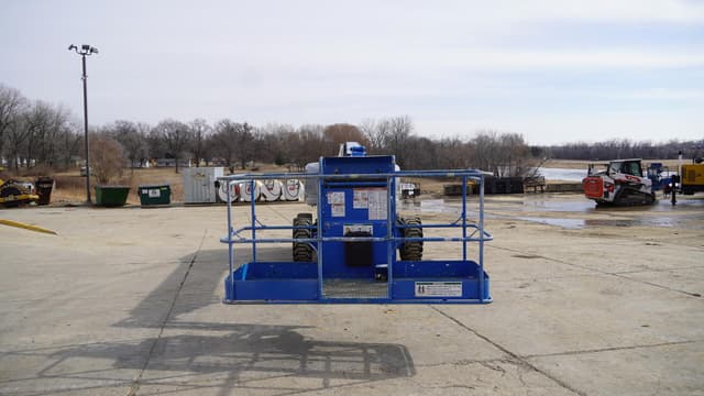 Image of Genie S-65 equipment image 3