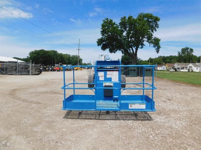 Image of Genie S65 equipment image 3