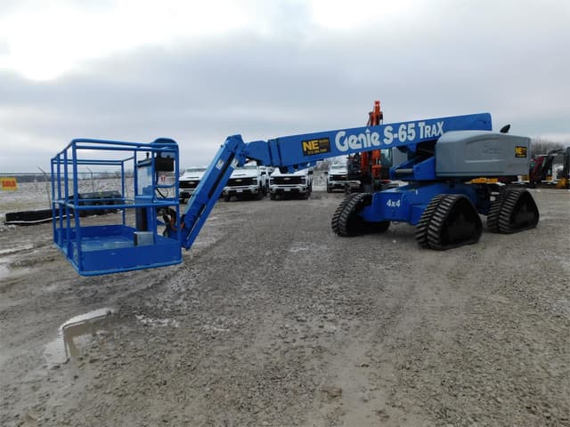 Image of Genie S-65 equipment image 2