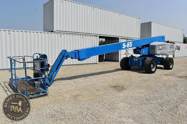 Image of Genie S-85 equipment image 3