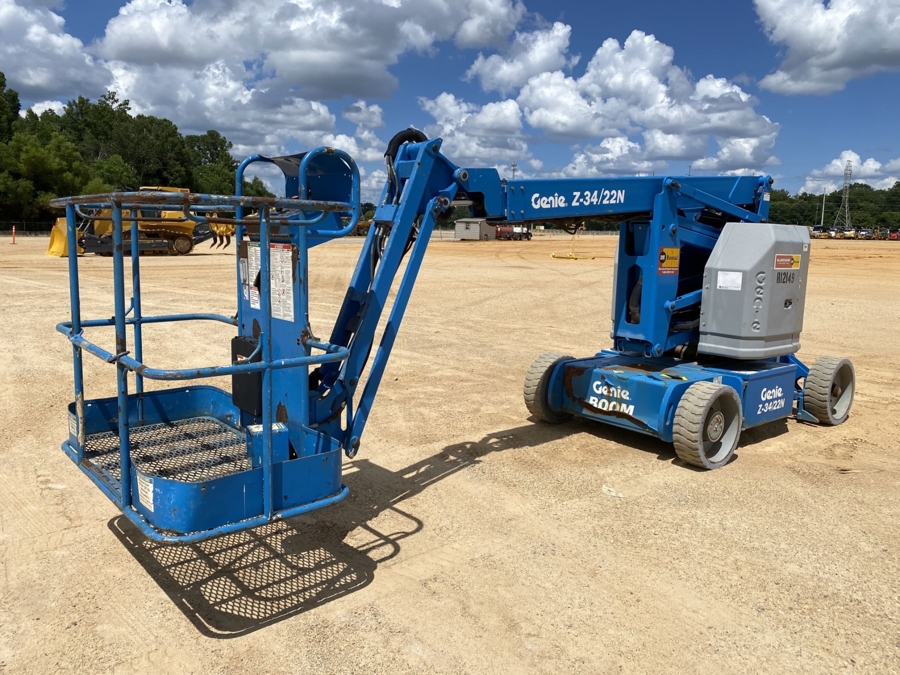 2014 Genie Z-34/22N Equipment Image0