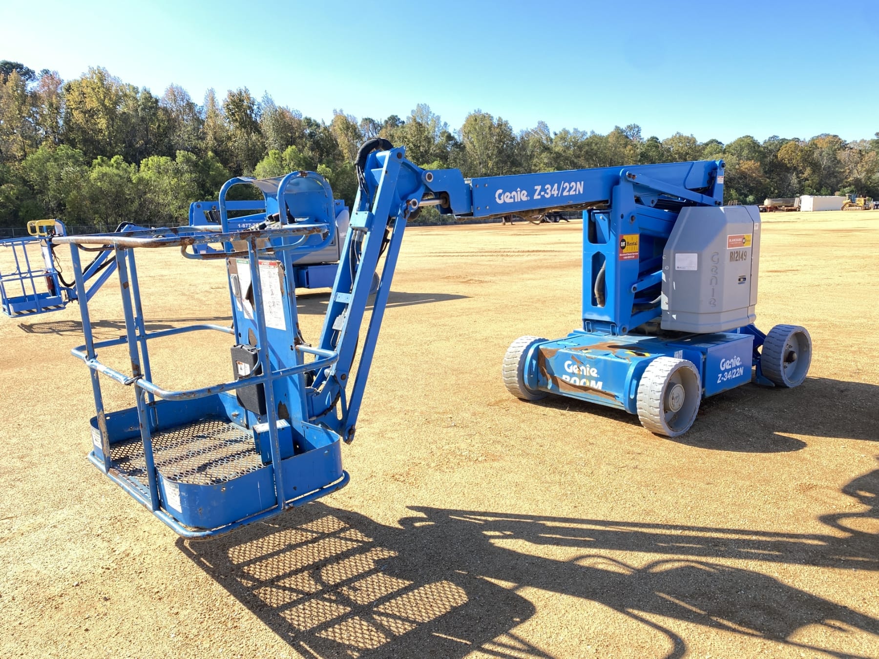 2014 Genie Z34/22N Equipment Image0