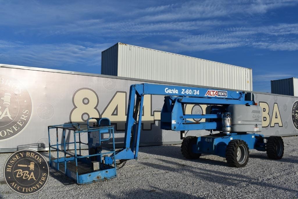 2014 Genie Z-60/34 Equipment Image0