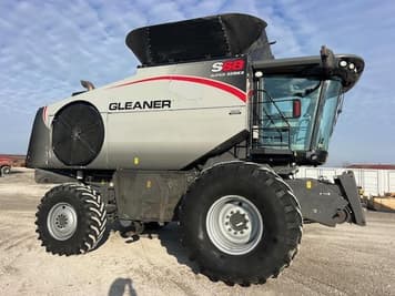 Main image Gleaner S68