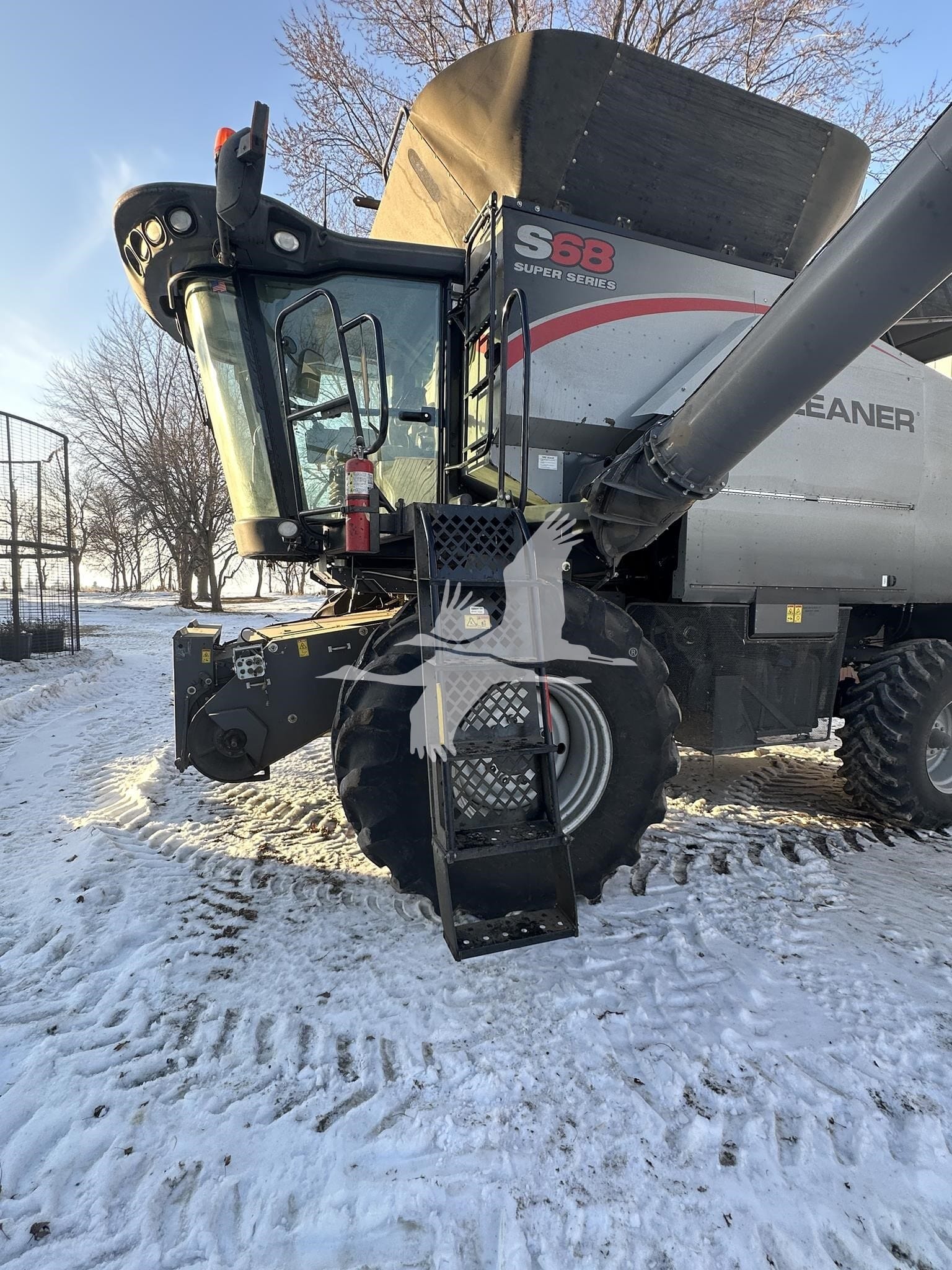 2014 Gleaner S68 Equipment Image0