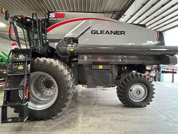 Main image Gleaner S68