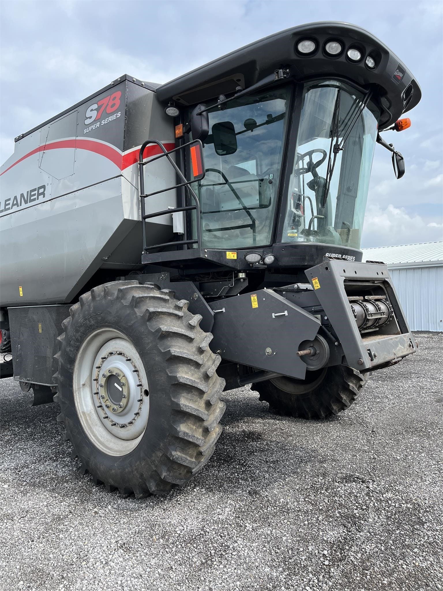 2014 Gleaner S78 Equipment Image0