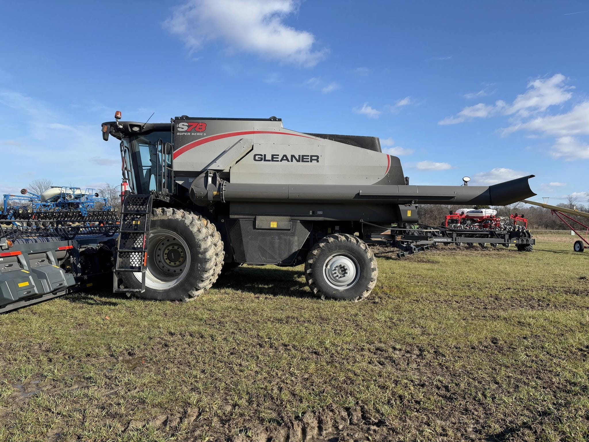 Main image Gleaner S78