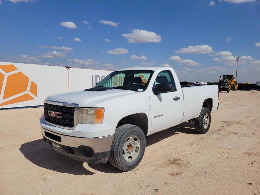 Image of GMC 2500HD Primary image