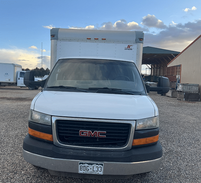 Image of GMC Savana G3500 equipment image 1