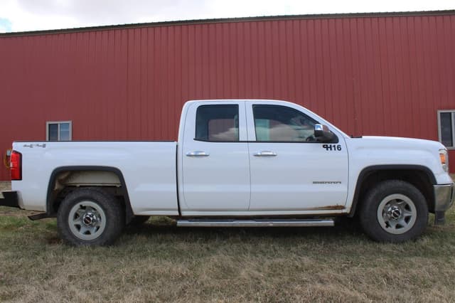 Image of GMC 1500 equipment image 2