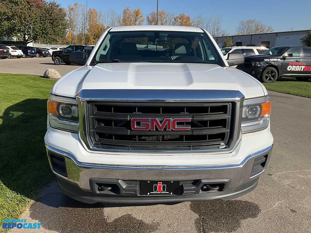 Image of GMC Sierra 1500 equipment image 1