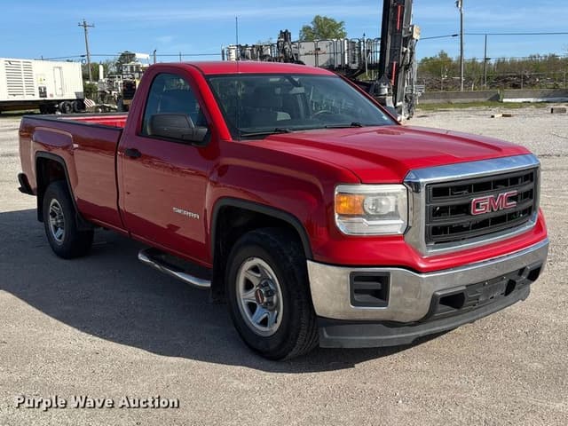 Image of GMC Sierra equipment image 2