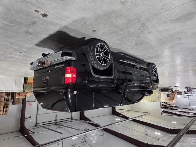 Image of GMC Sierra 1500 equipment image 3