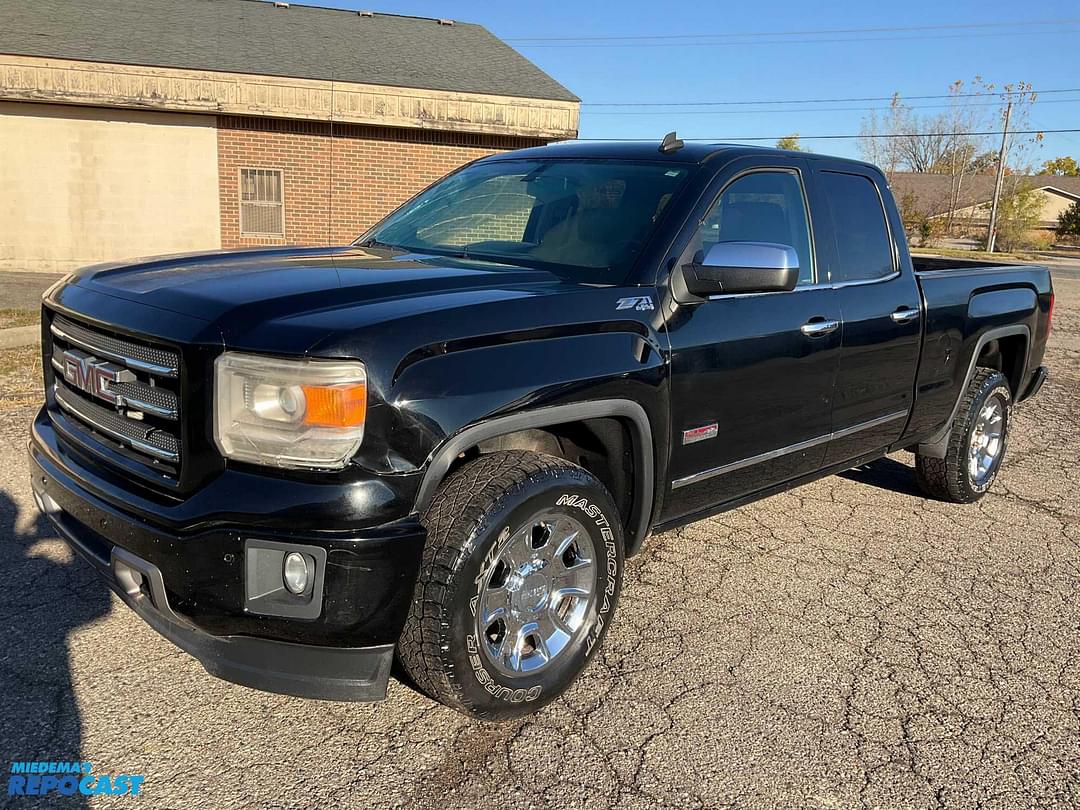 Image of GMC Sierra 1500 Primary image