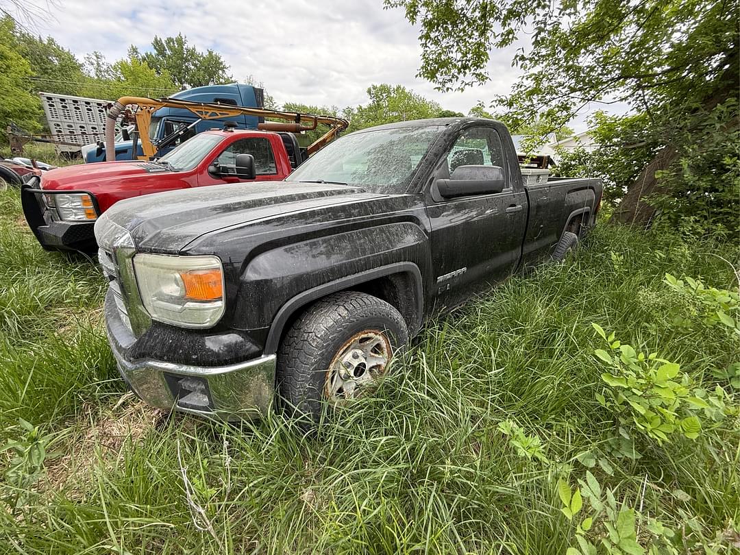 Image of GMC 1500 Primary image