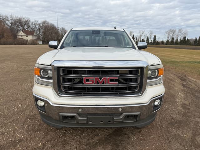 Image of GMC Sierra 1500 equipment image 1