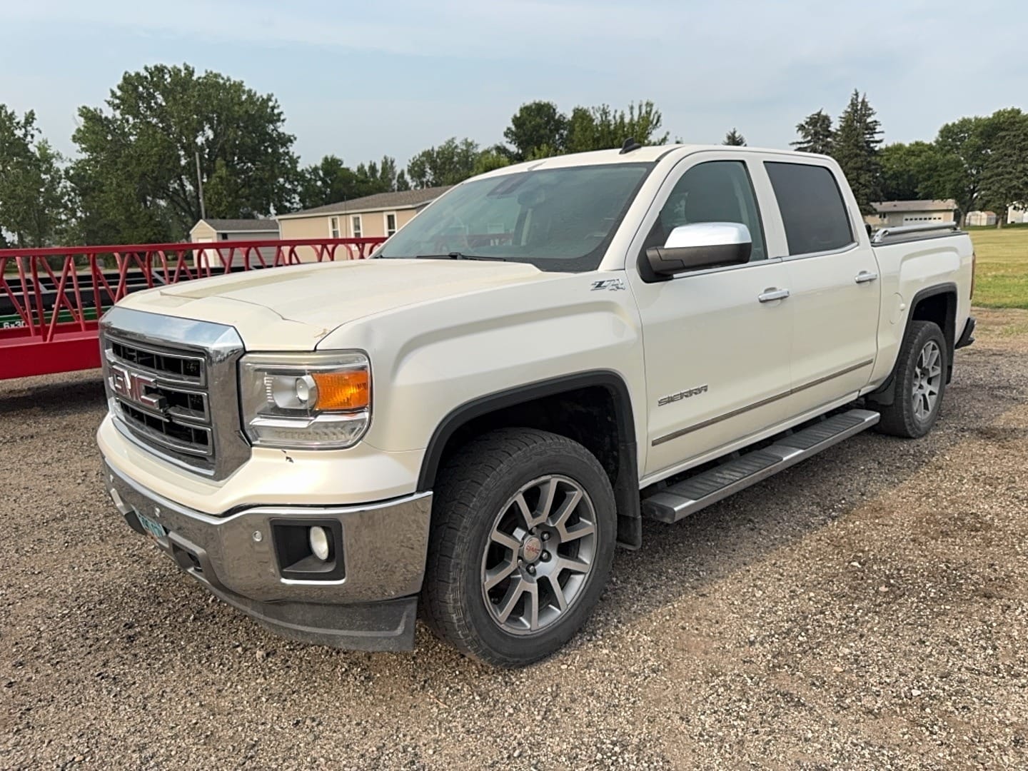 2014 GMC Sierra 1500 Equipment Image0