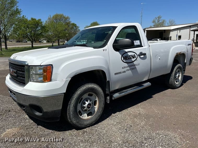Image of GMC 2500HD Primary image