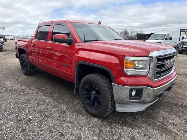 Image of GMC Sierra equipment image 4
