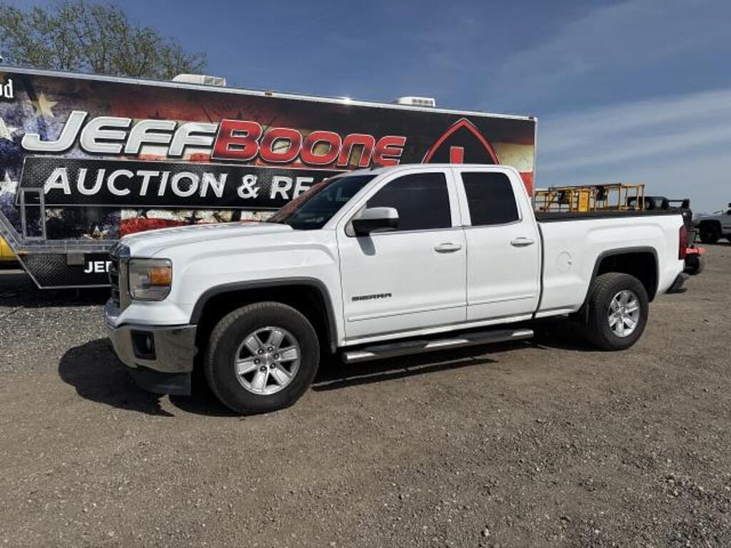 Image of GMC Sierra Primary image