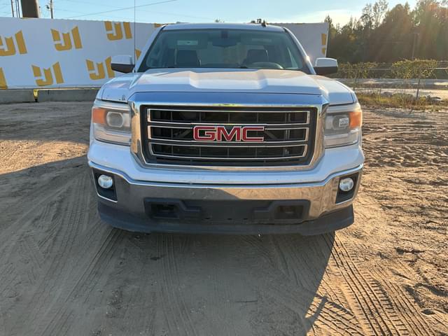 Image of GMC Sierra equipment image 1