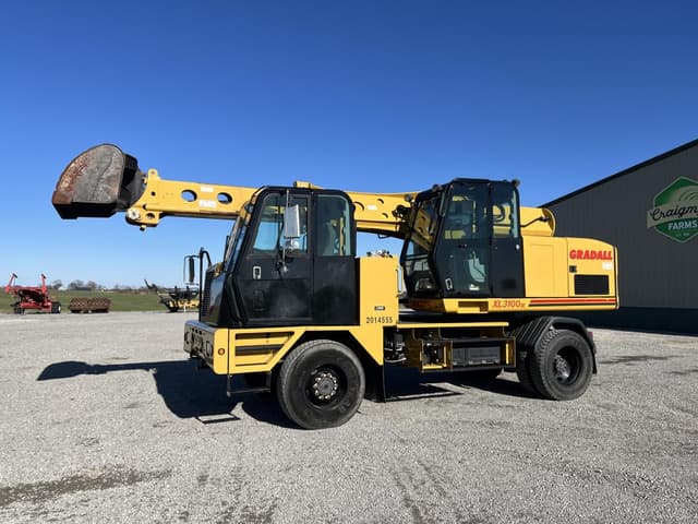 Image of Gradall XL3100 equipment image 1