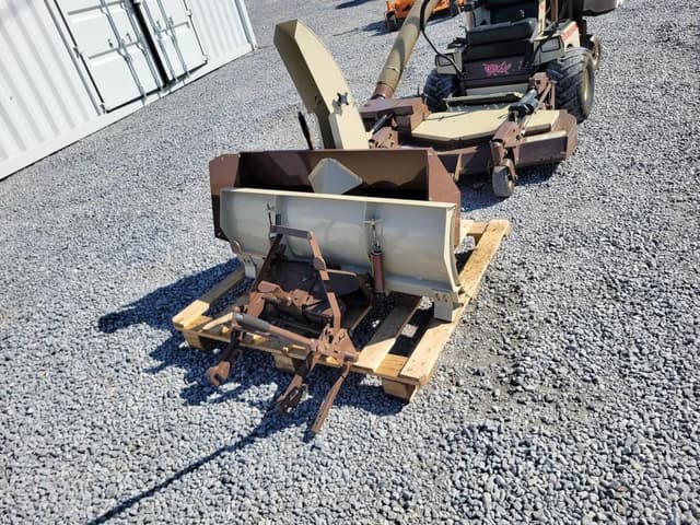 Image of Grasshopper 623T equipment image 1