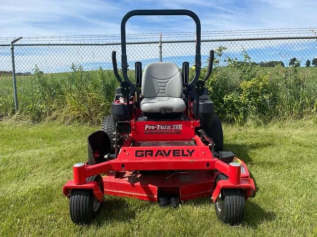 Image of Gravely Pro-Turn 260 equipment image 4