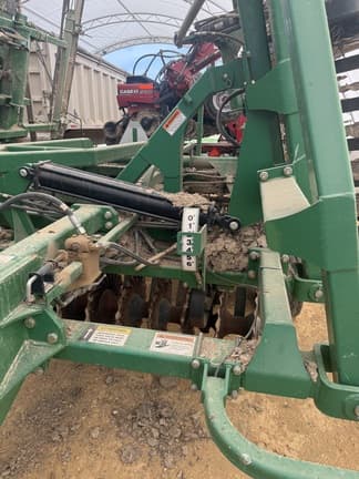 Image of Great Plains 2400 equipment image 4
