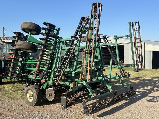 Image of Great Plains 2400TM equipment image 2