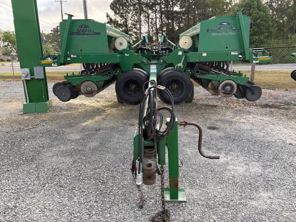 Image of Great Plains 2S-2600HD equipment image 1