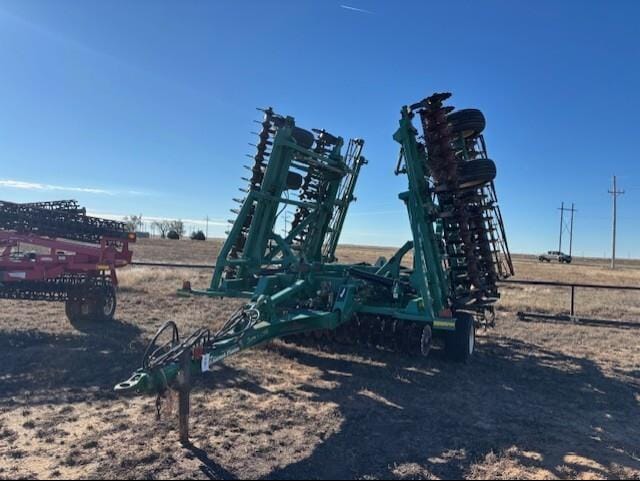 2014 Great Plains 3000TM Equipment Image0