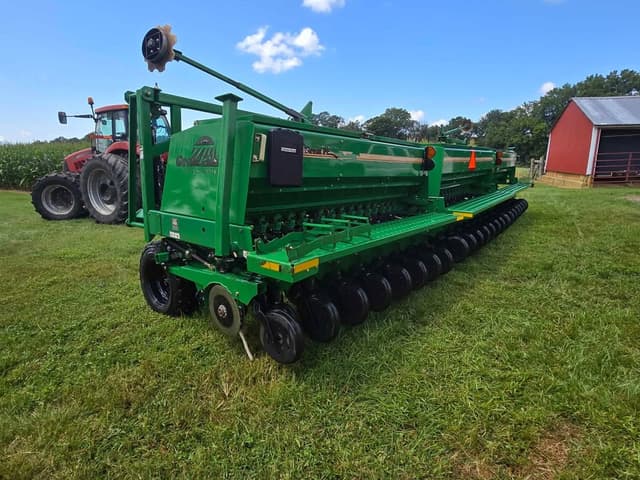 Image of Great Plains 3S-3000HD equipment image 1