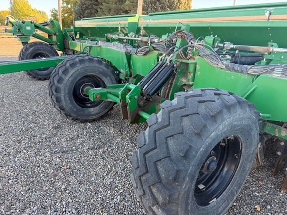 2014 Great Plains 3S-4010HD Equipment Image0