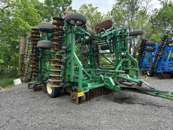 2014 Great Plains 4000TM Equipment Image0