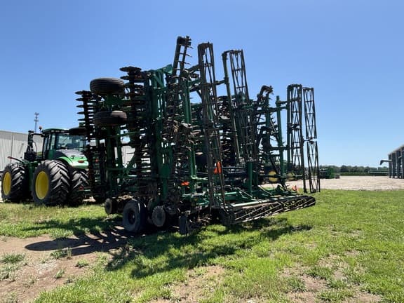 Image of Great Plains 4000TM equipment image 4