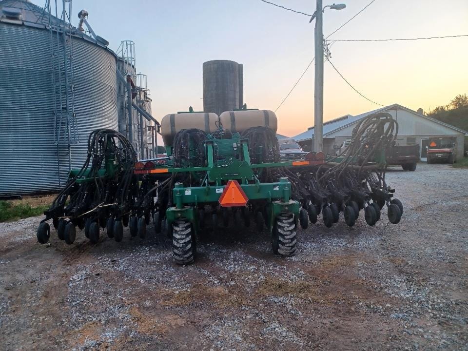 2014 Great Plains NTA2007 Equipment Image0