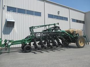 2014 Great Plains YP1225A Equipment Image0