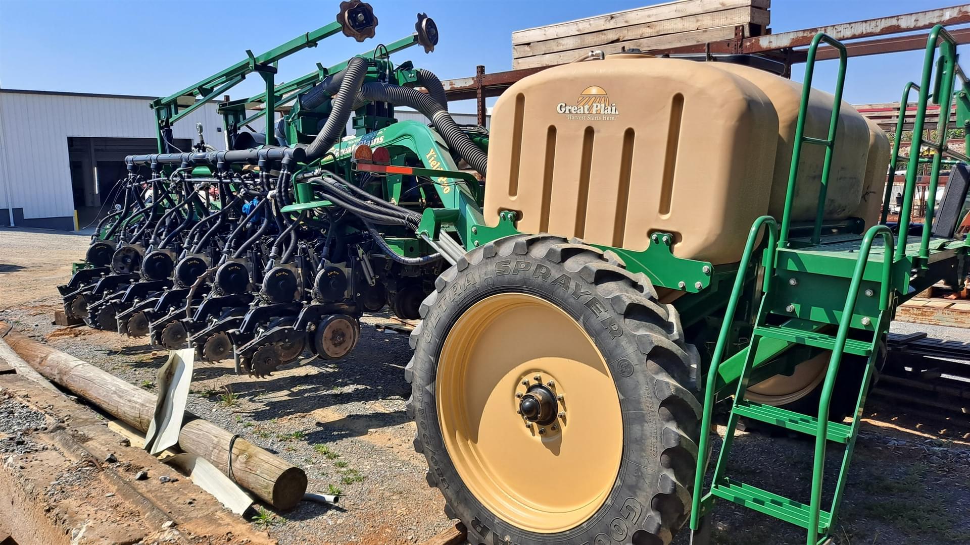 2014 Great Plains YP1225A Planting Planters for Sale Tractor Zoom