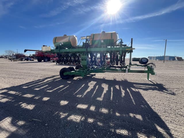 Image of Great Plains YP825AR-16TR30 equipment image 1